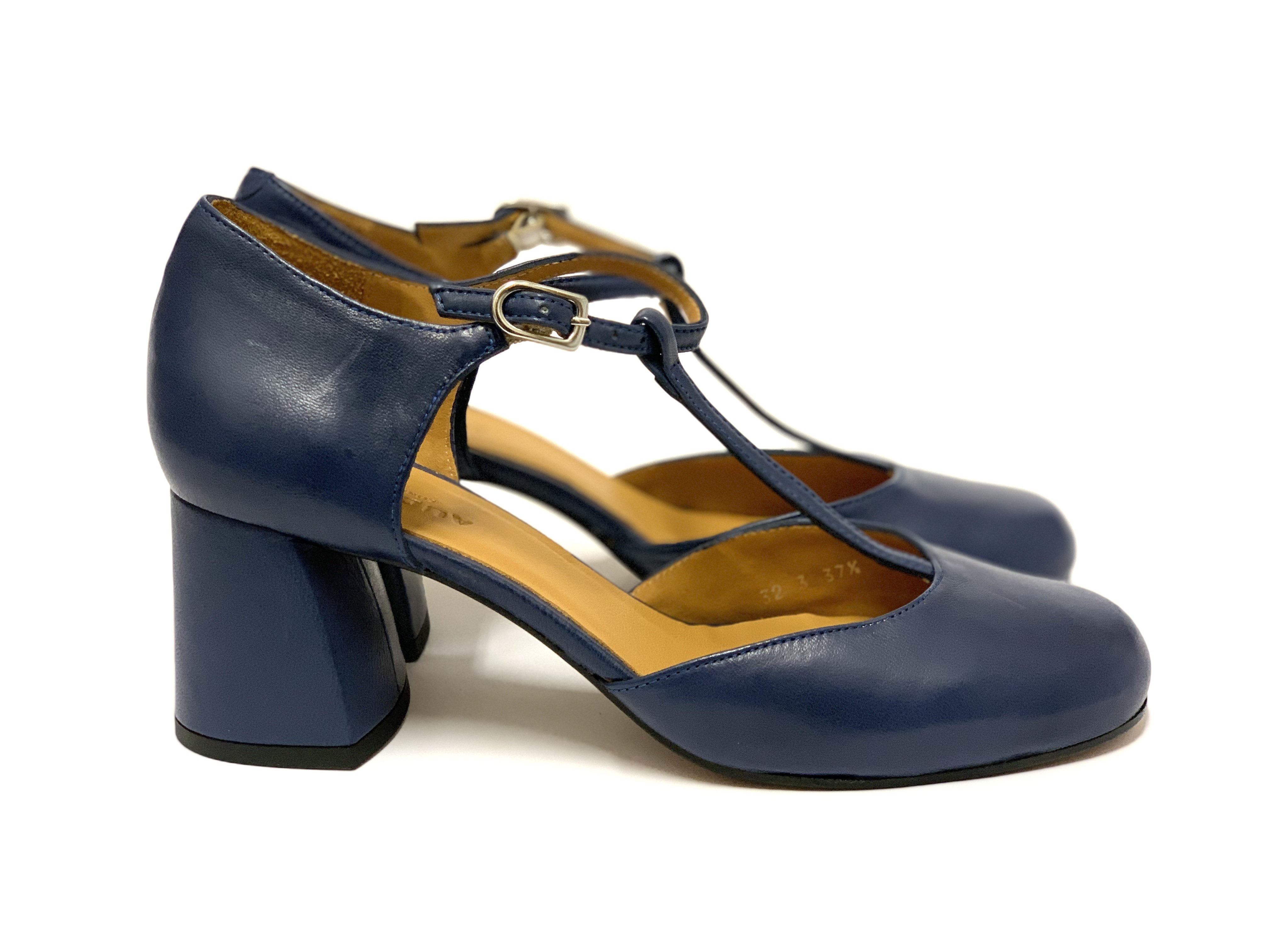 Uddybe ler region Audley pumps, sandal med t-rem, blå - Audley - Fiona sko
